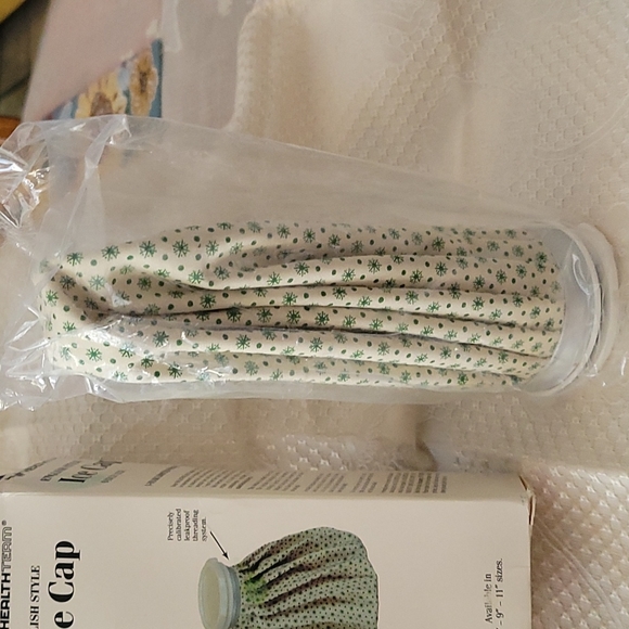 New lce Cap - Picture 2 of 3